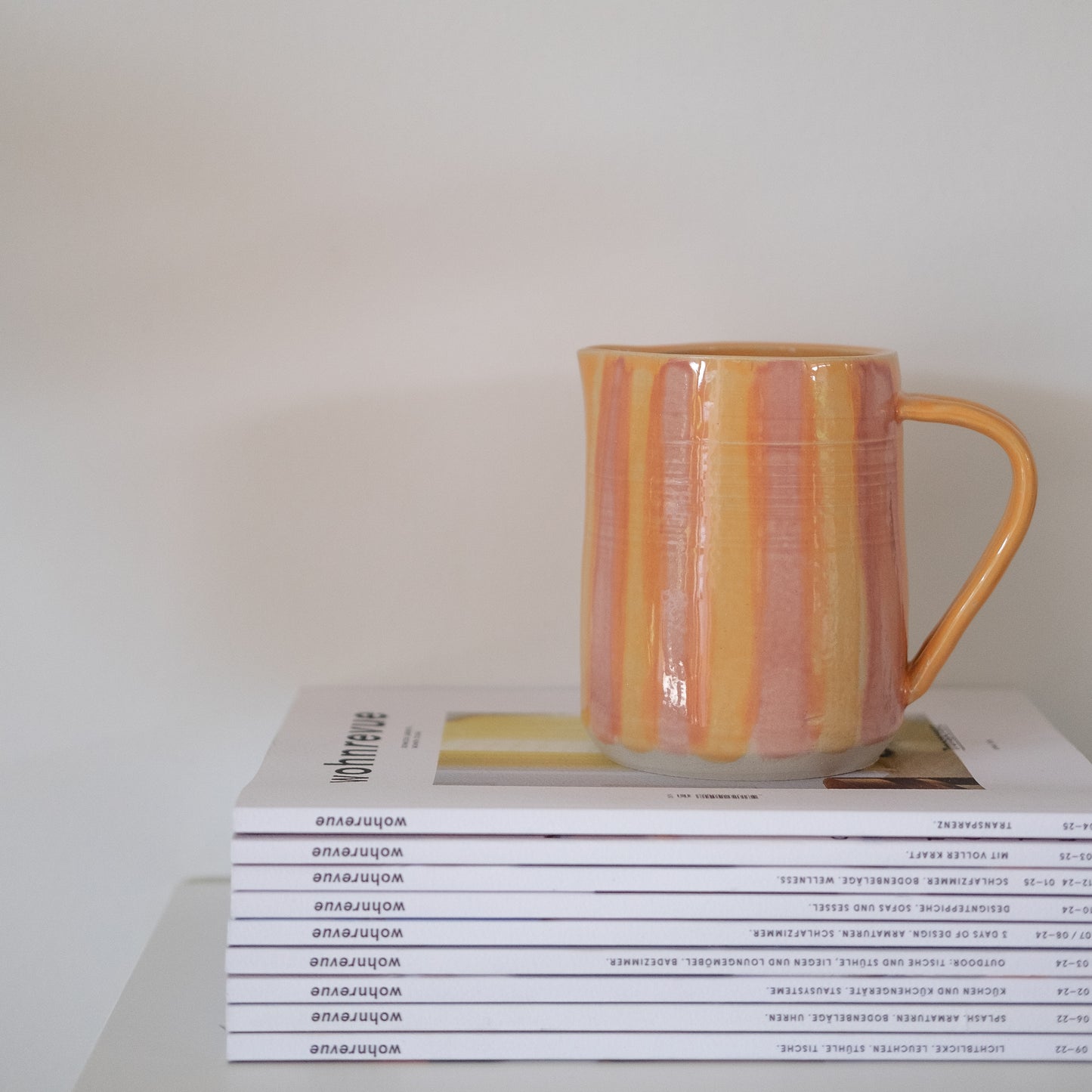 Handgemachte Keramik-Karaffe – Rosa-Orange glasiert, auch als Vase nutzbar