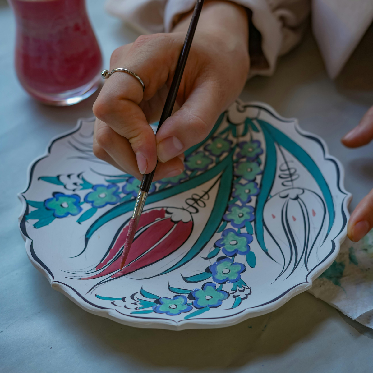 🎨 Keramik bemalen | Mittwoch, 21.10. | 17:30–19:30 Uhr