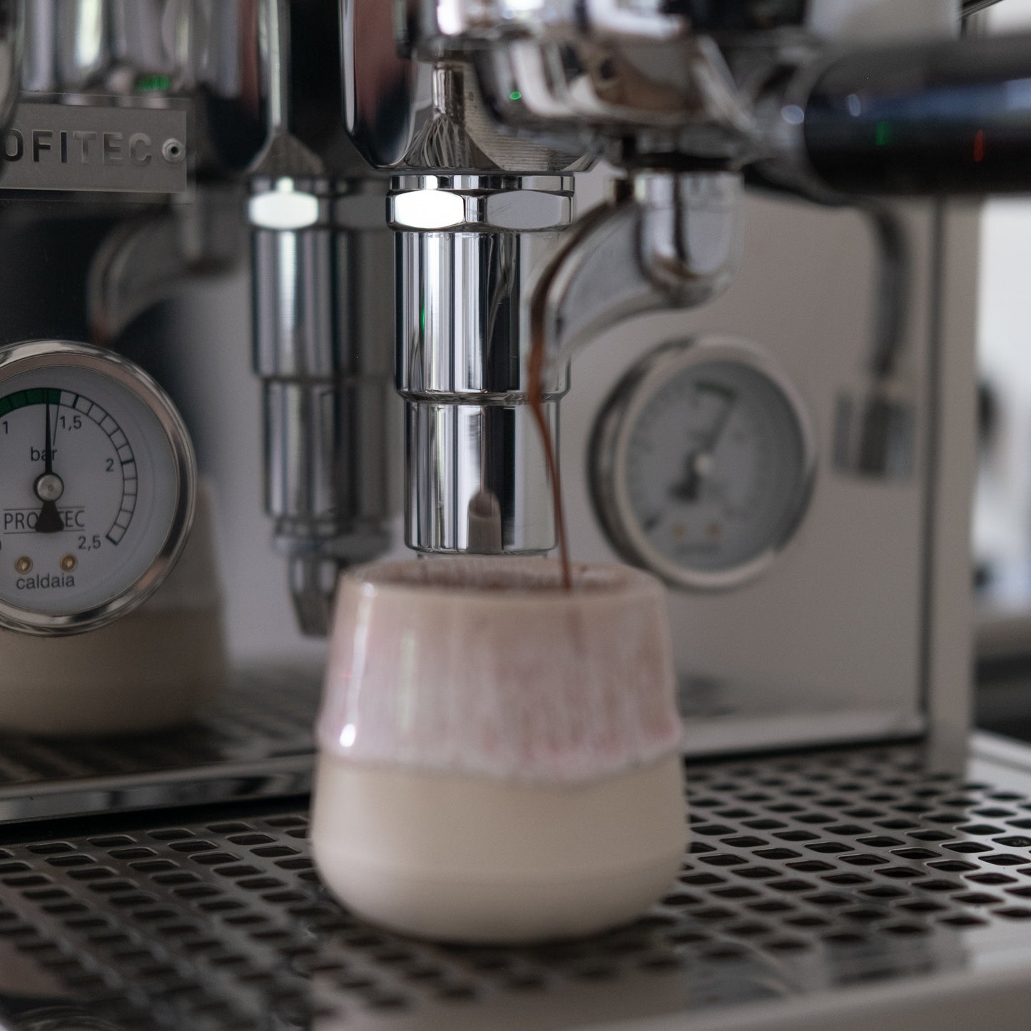 Espressobecher Rosa-Weiß – Kleine Keramiktasse mit Farbverlauf