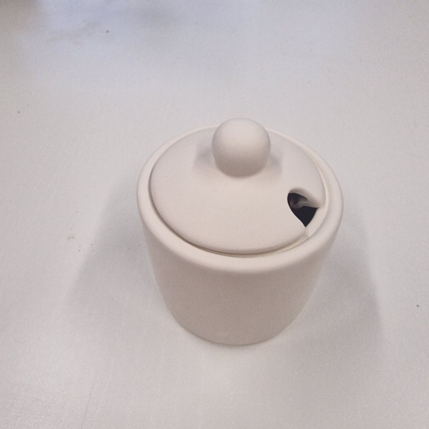 Keramik-Bemalbox – Zuhause Keramik bemalen mit Farben & Brennservice